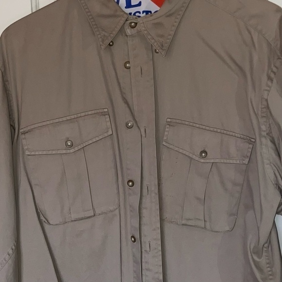 Dunn’s Taupe Hunting Shirt With Button Safe Pockets And Durable, Manly Design. - Picture 2 of 5